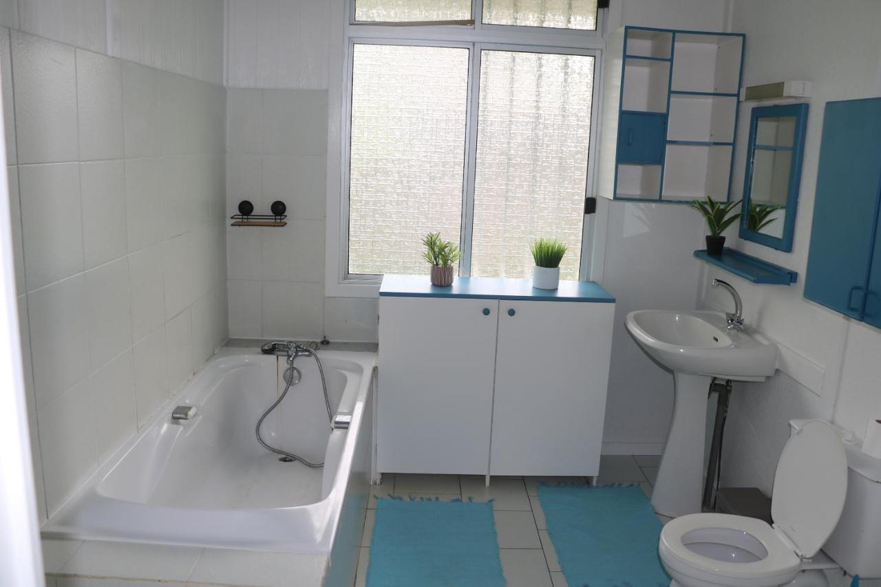 Tevihouse 2 Bedrooms House Or-And Bungalow With Pool Taravao Exterior photo