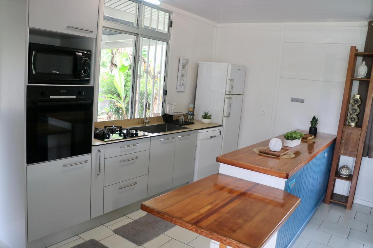 Tevihouse 2 Bedrooms House Or-And Bungalow With Pool Taravao Exterior photo